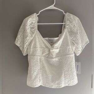 Brannon Womens White Embroidered Short Off The Shoulder Sleeve Top SZ L New